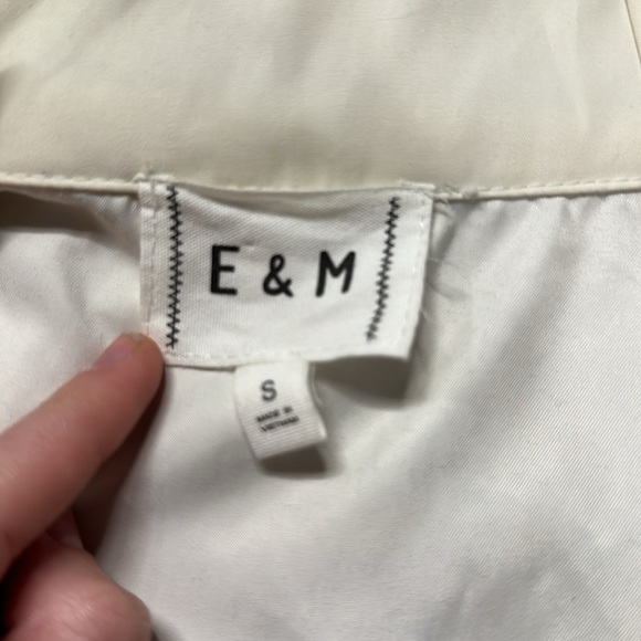 White & Brown Country Style Jacket - Picture 2 of 4